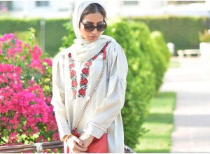 عباية الروبي الاحمر